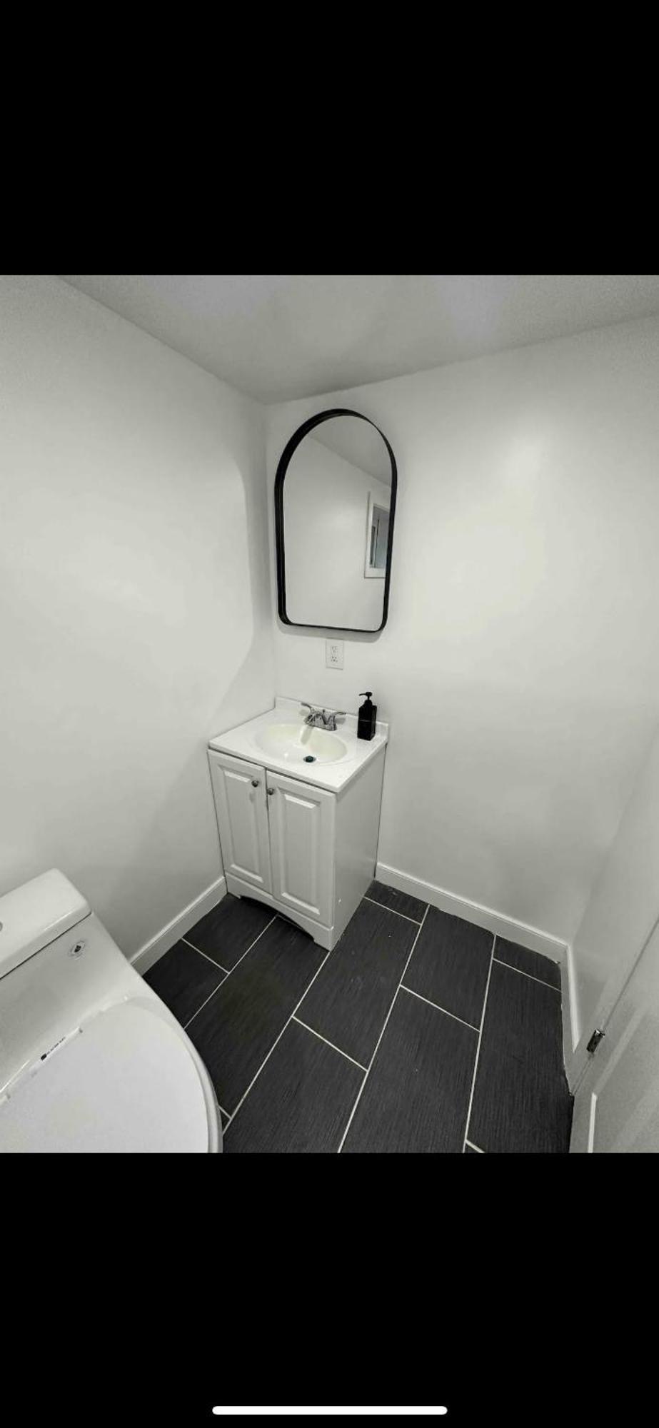 Lovely Basement 1-Bedroom With Free Parking ワシントン エクステリア 写真