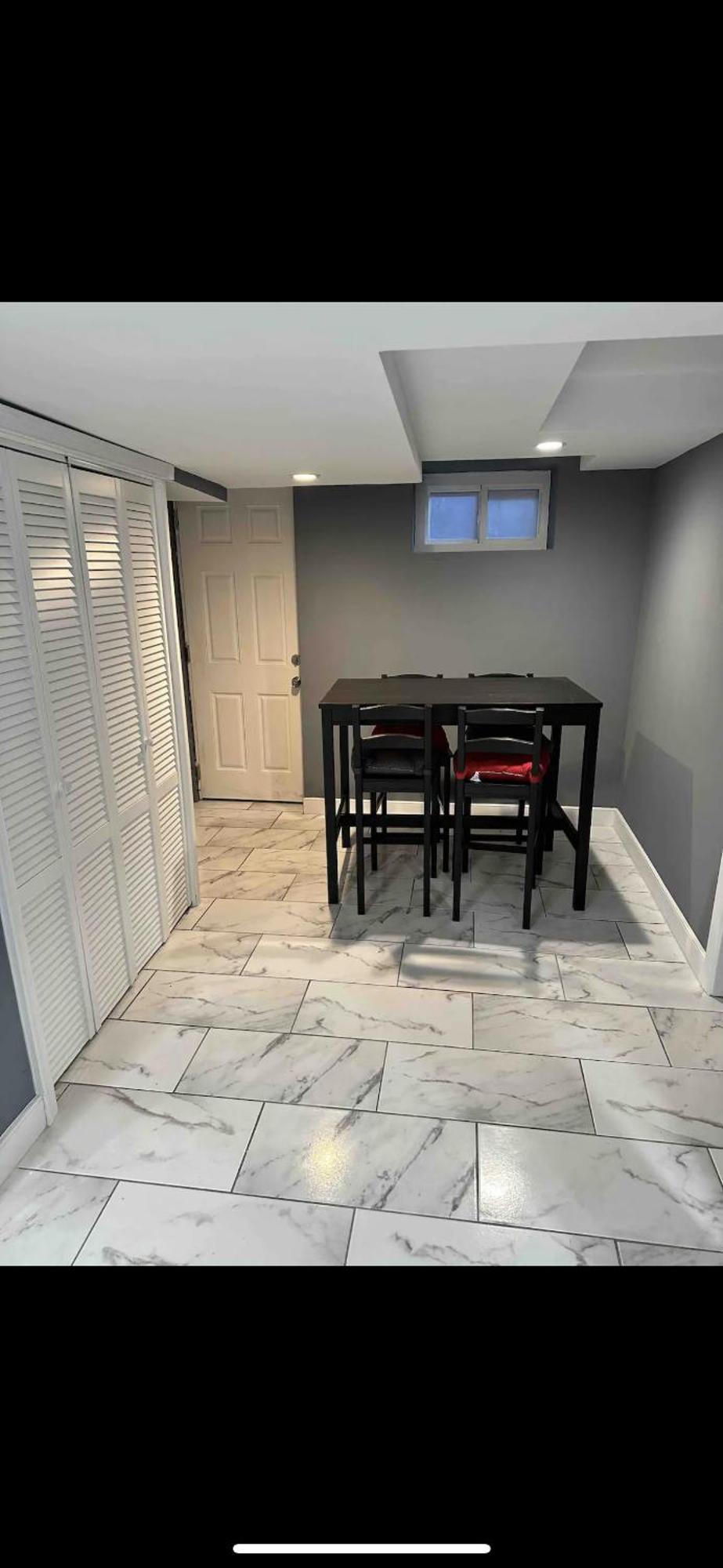 Lovely Basement 1-Bedroom With Free Parking ワシントン エクステリア 写真