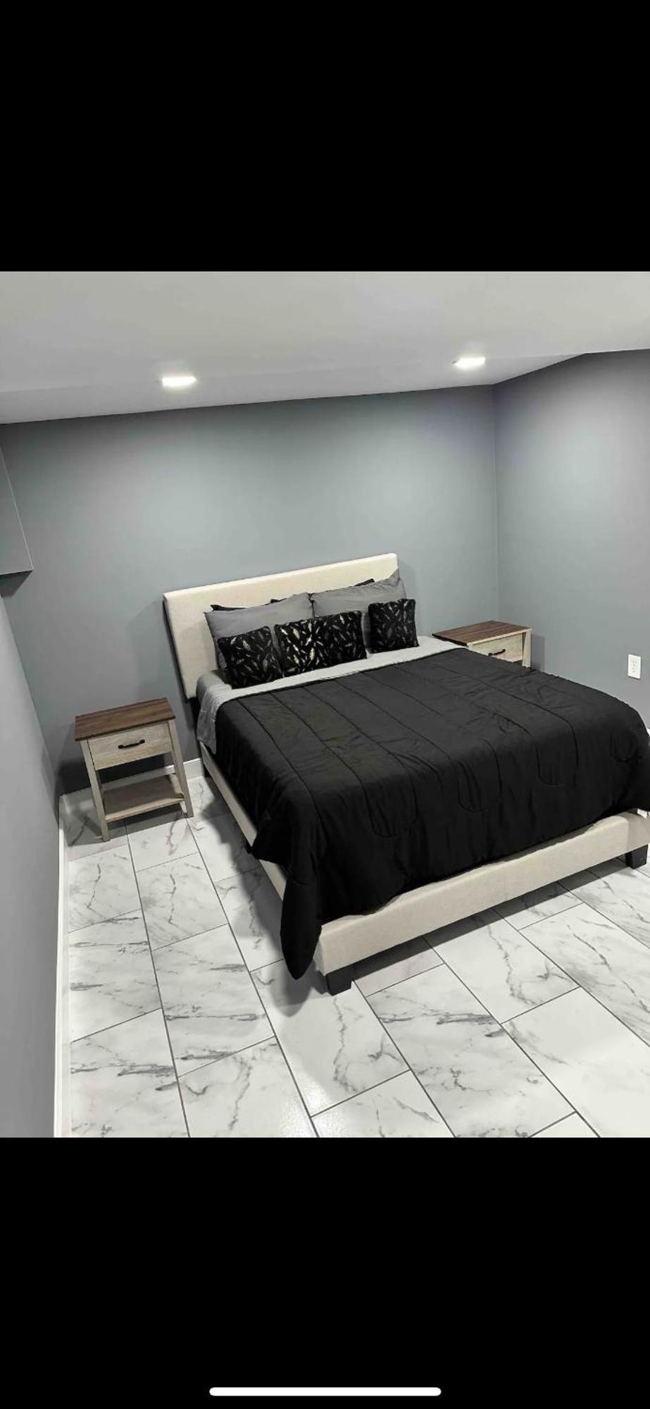 Lovely Basement 1-Bedroom With Free Parking ワシントン エクステリア 写真