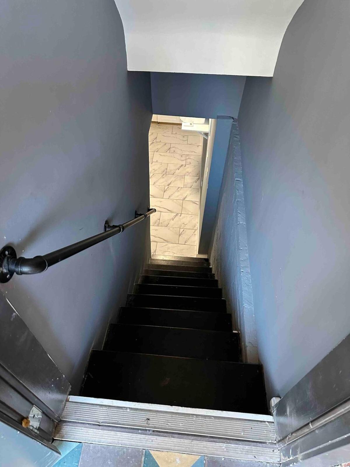 Lovely Basement 1-Bedroom With Free Parking ワシントン エクステリア 写真
